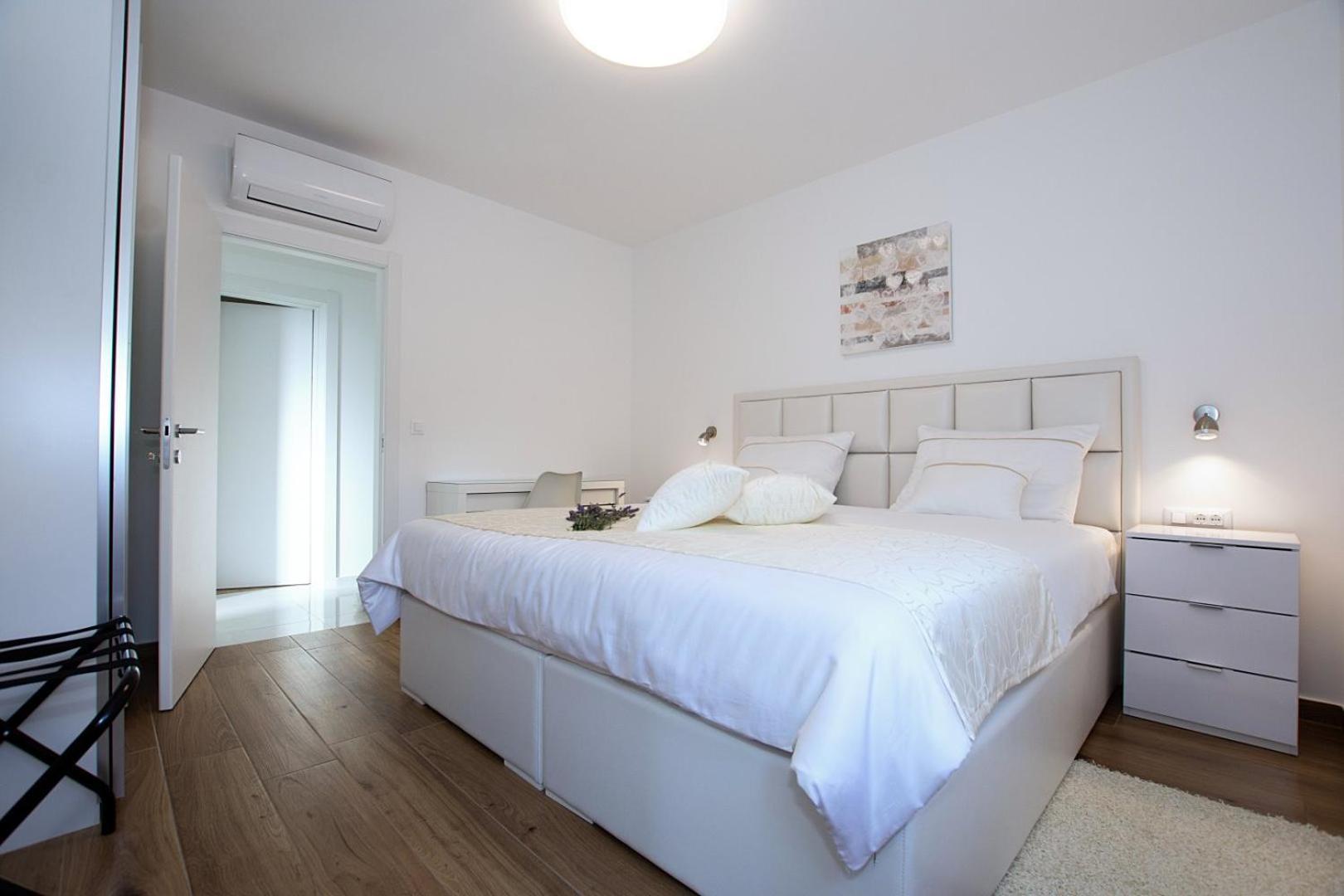 Villa Stella - Crowonder Luxury Rent توراني المظهر الخارجي الصورة