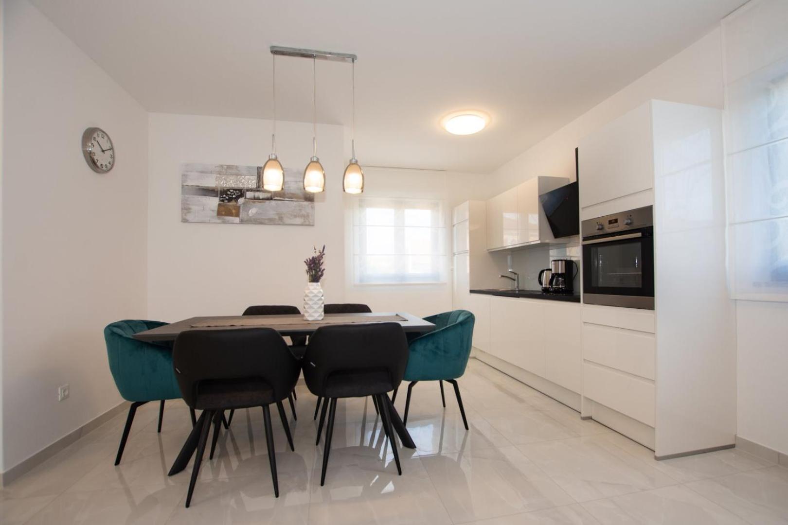Villa Stella - Crowonder Luxury Rent توراني المظهر الخارجي الصورة