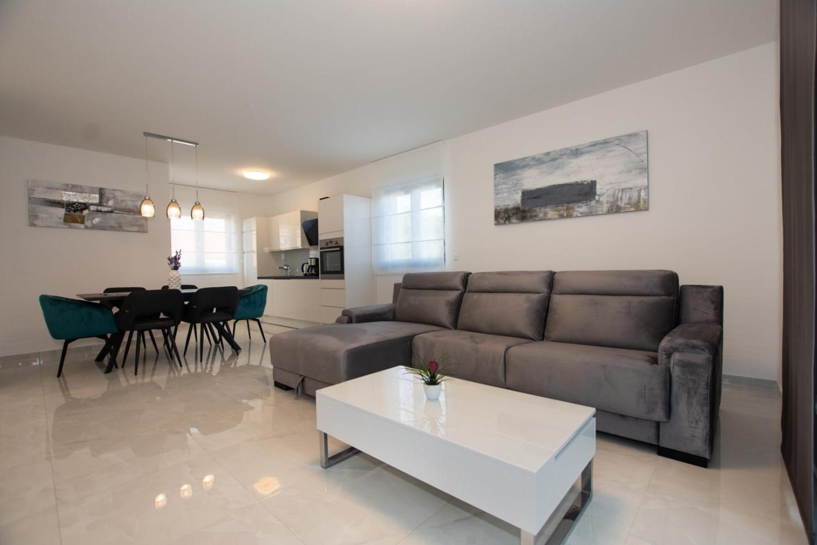 Villa Stella - Crowonder Luxury Rent توراني المظهر الخارجي الصورة