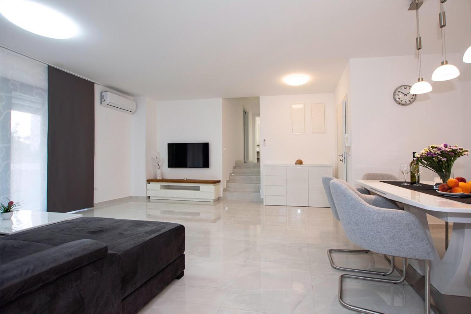 Villa Stella - Crowonder Luxury Rent توراني المظهر الخارجي الصورة